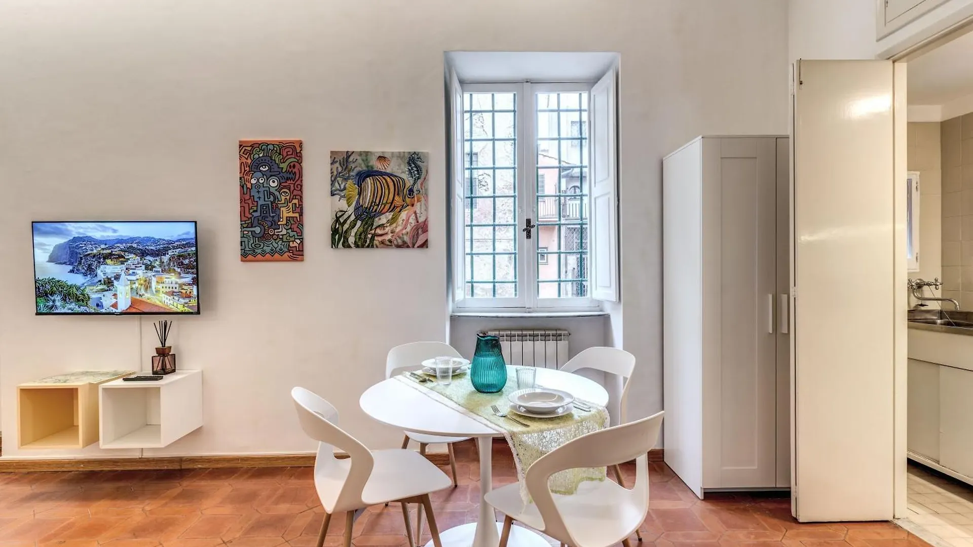 Elegant Apartment Behind The Colosseum Róma