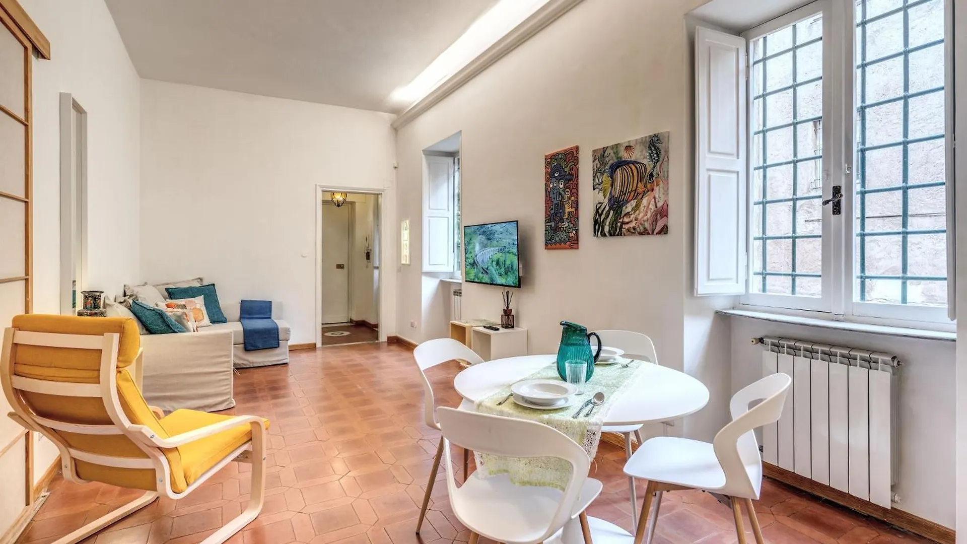 Elegant Apartment Behind The Colosseum Róma 0*,