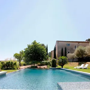 Domaine Faverot Appartement Maubec (Vaucluse)